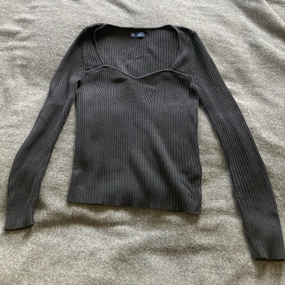 Black Gap sweetheart neckline top